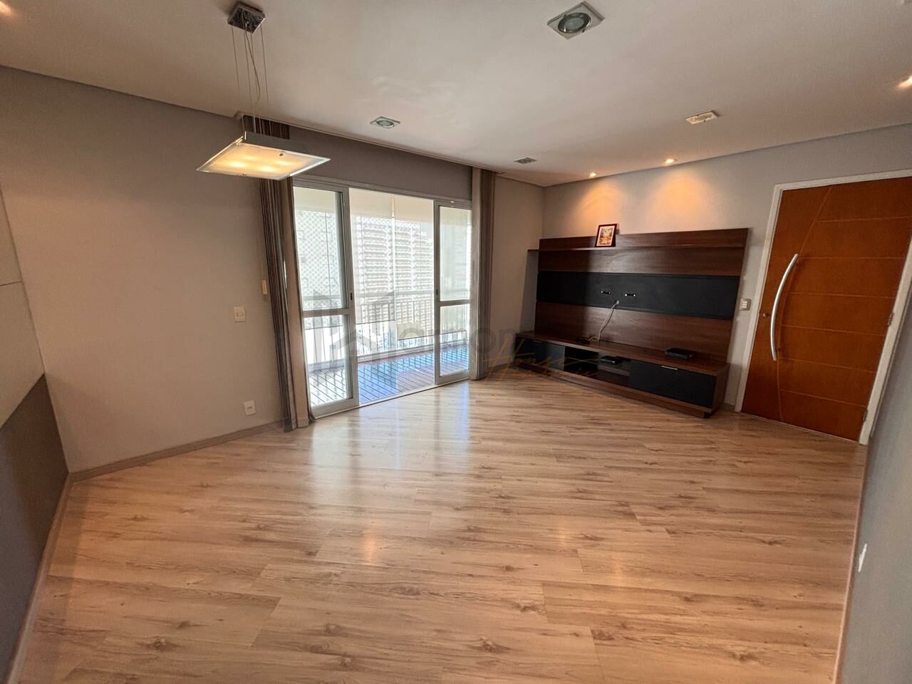 Apartamento para Venda - Vila Gumercindo