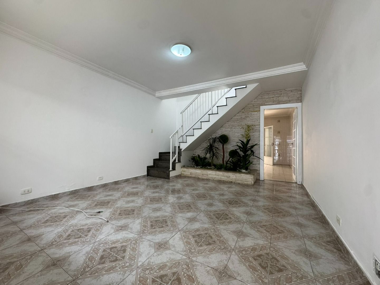 Sobrado para Locação - Jardim Textil