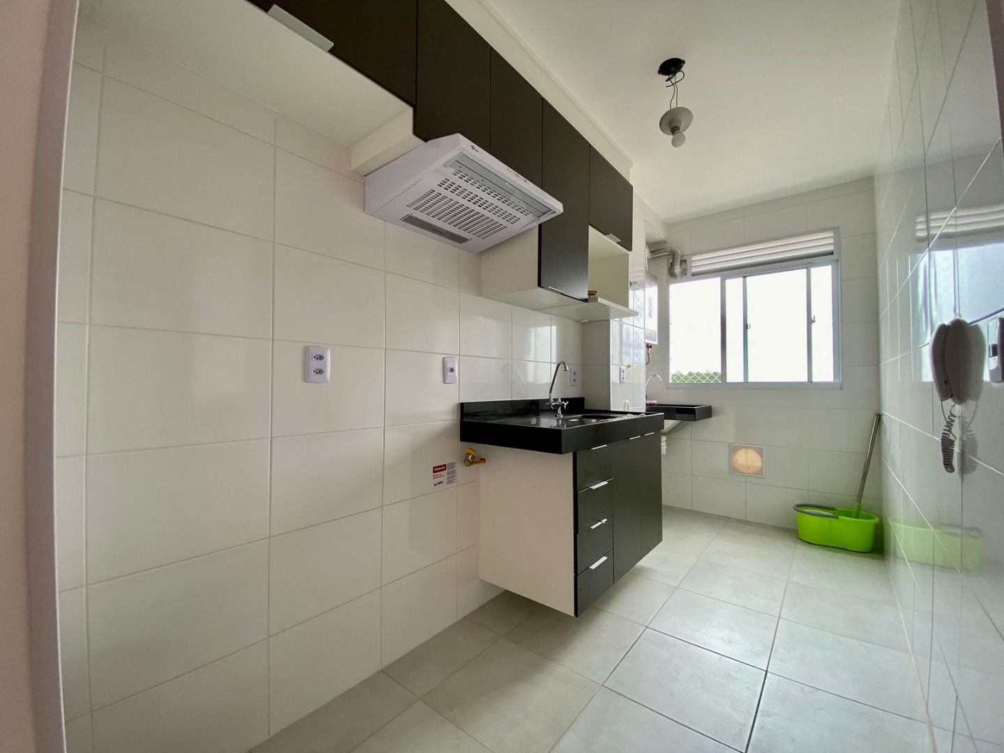 Apartamento para Venda - Colônia Zona Leste