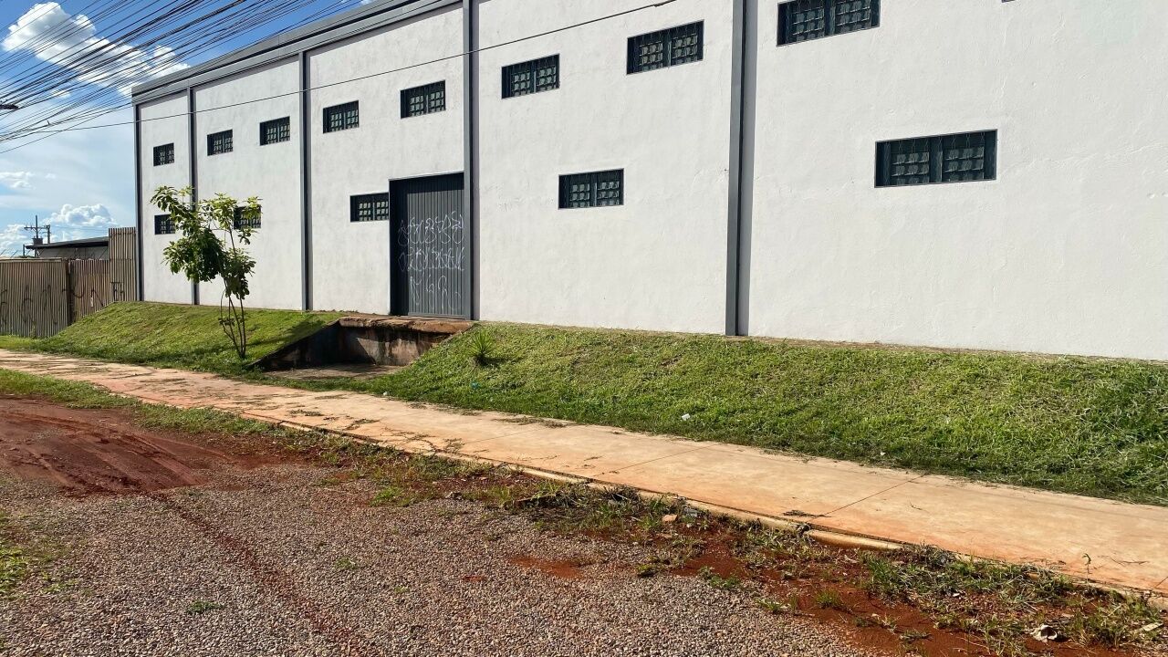 Galpão para Locação - Zona Industrial