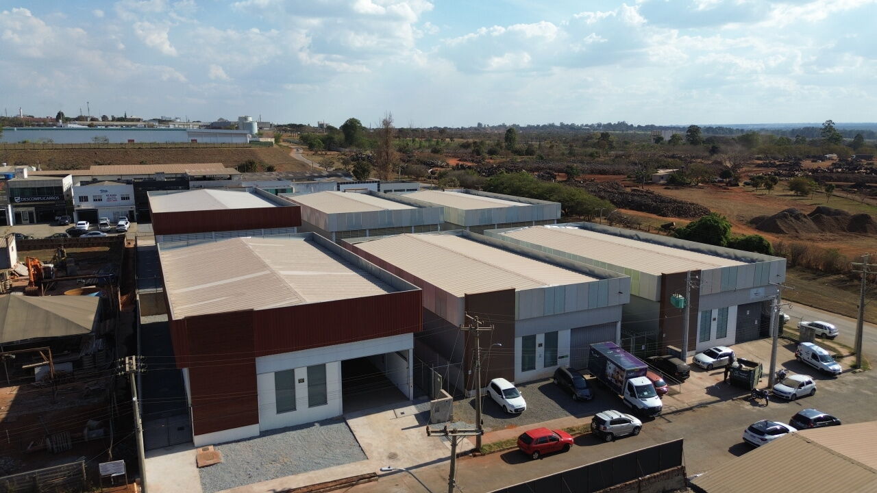 Galpão para Locação - Zona Industrial