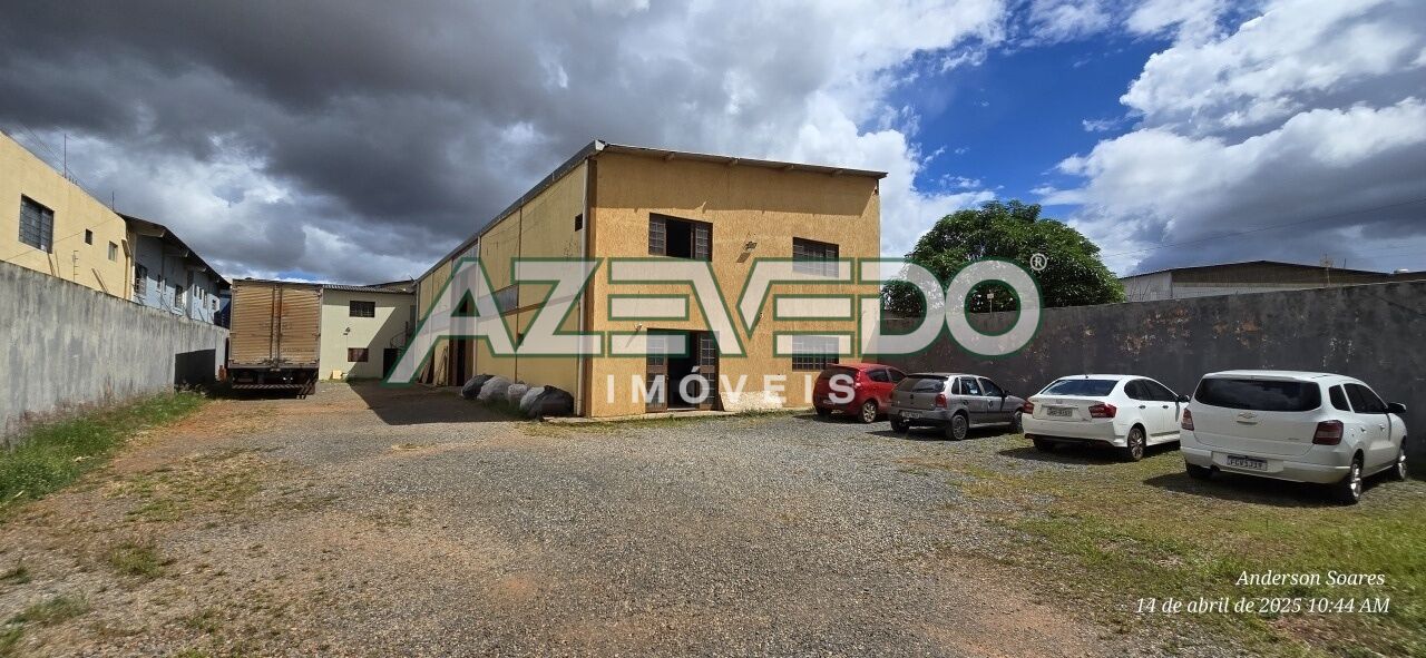 Galpão para Venda - Zona Industrial Guará