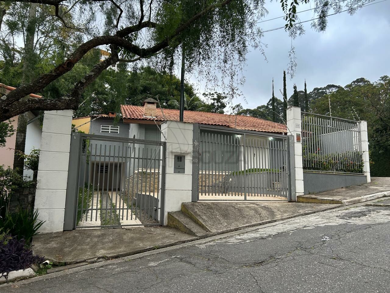 Casa Trrea para Locao - Jardim Floresta