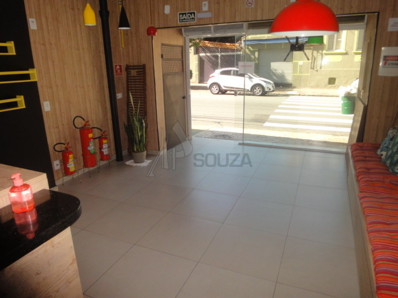 Salo para Locao - Santana