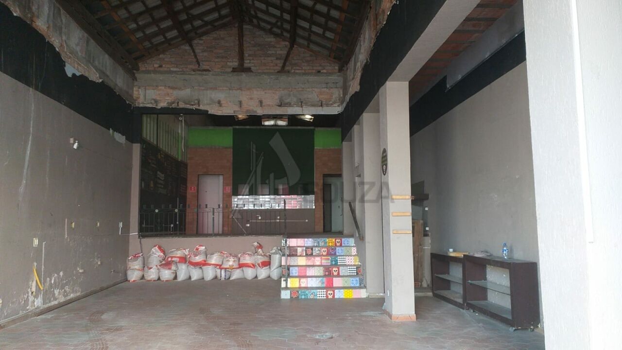 Sal�o para Loca��o - Santana