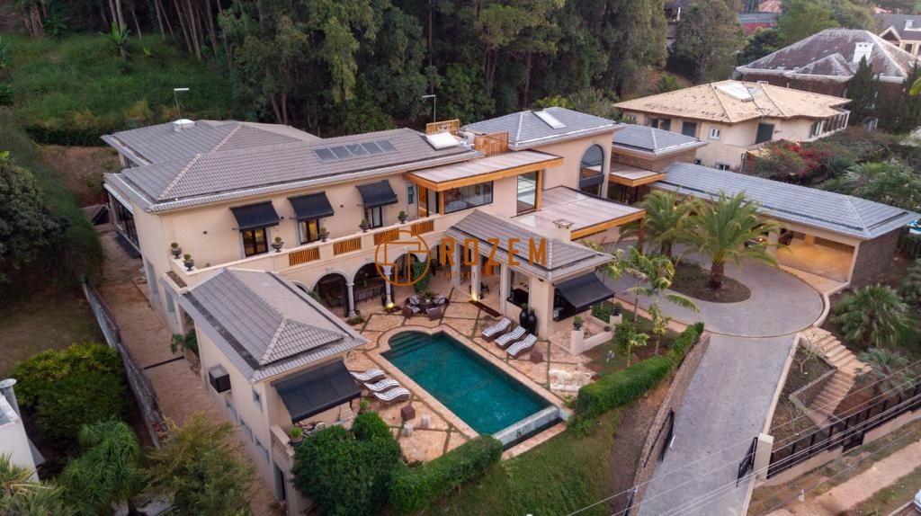 Sobrado para Venda - RESIDENCIAL TAMBORÉ