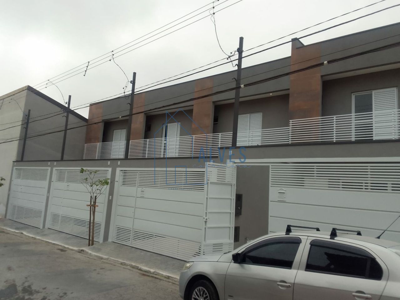 Sobrado para Venda - Jardim Sabará