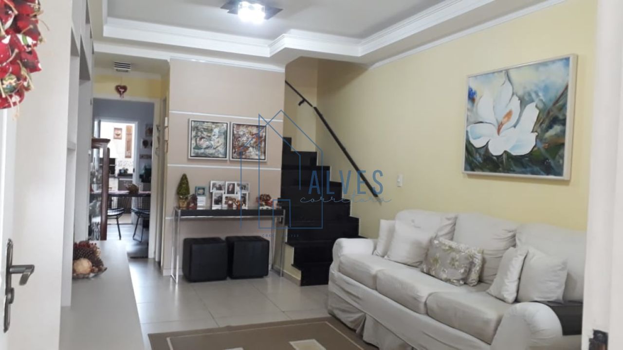 Sobrado para Venda - Jardim Sabará