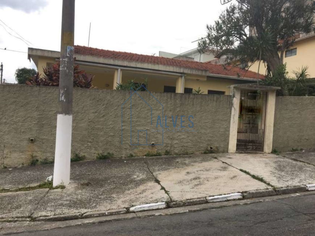 Casa Assobradada para Venda - Interlagos