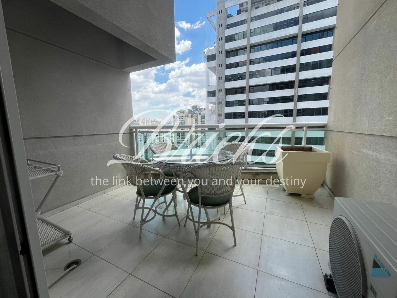 Apartamento para Locação - Moema