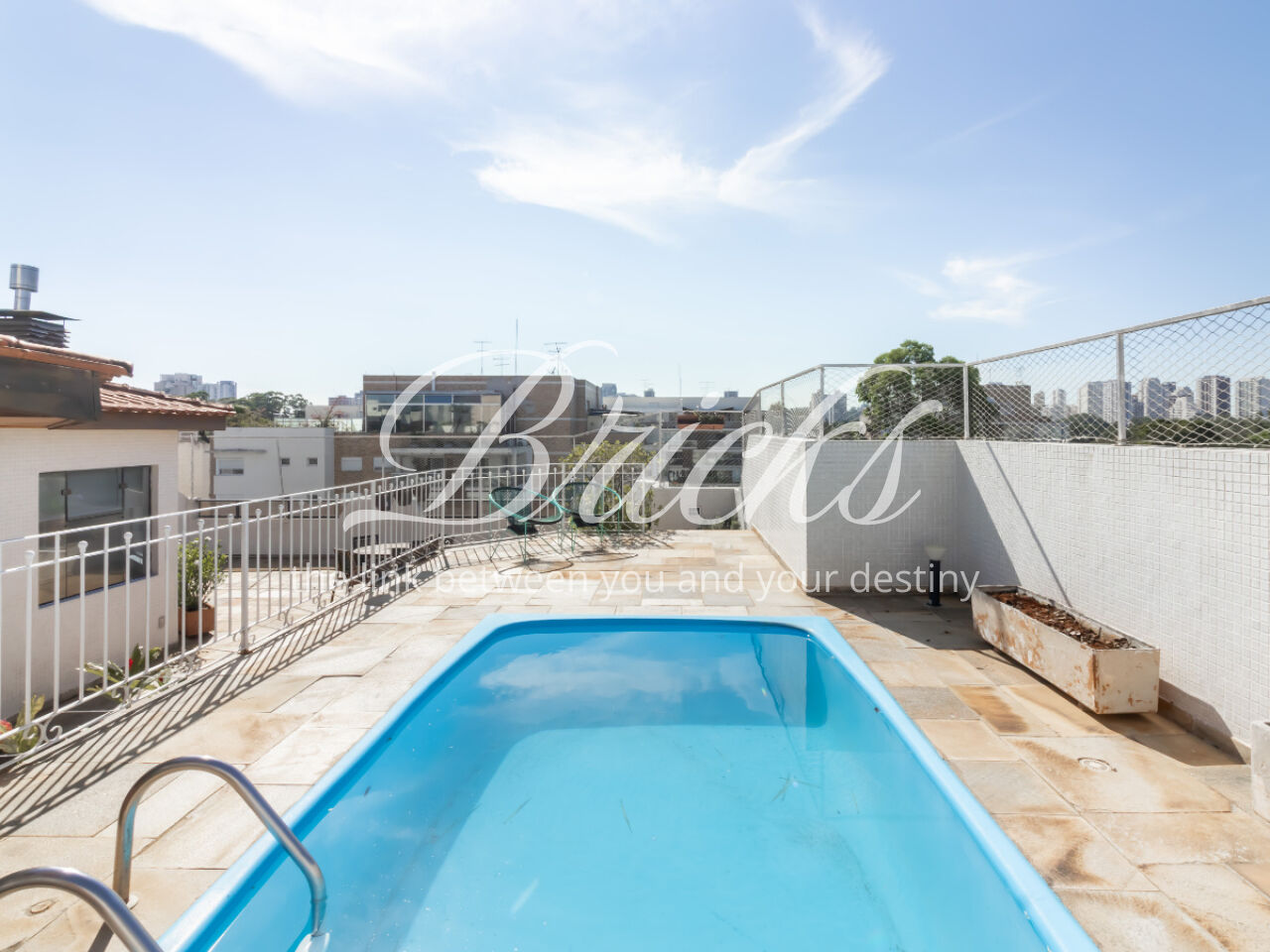 Cobertura para Venda - Granja Julieta