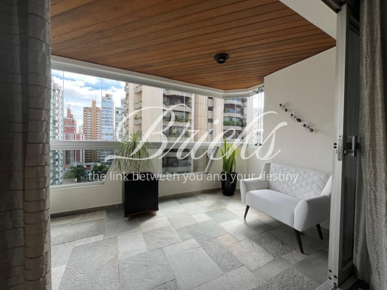 Apartamento para Venda - Moema