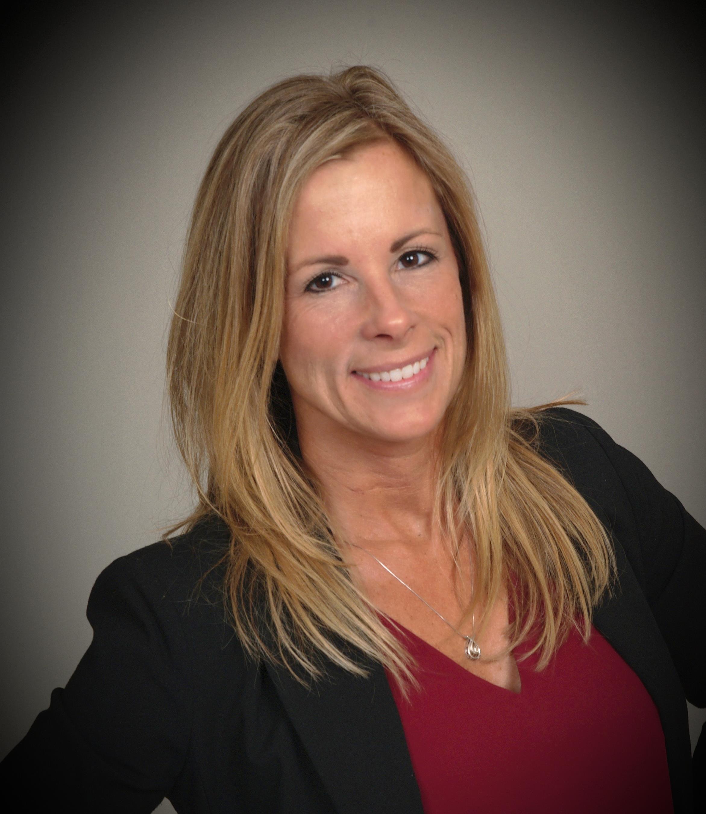 Real Estate Agent Michele Coleman Wheaton, IL