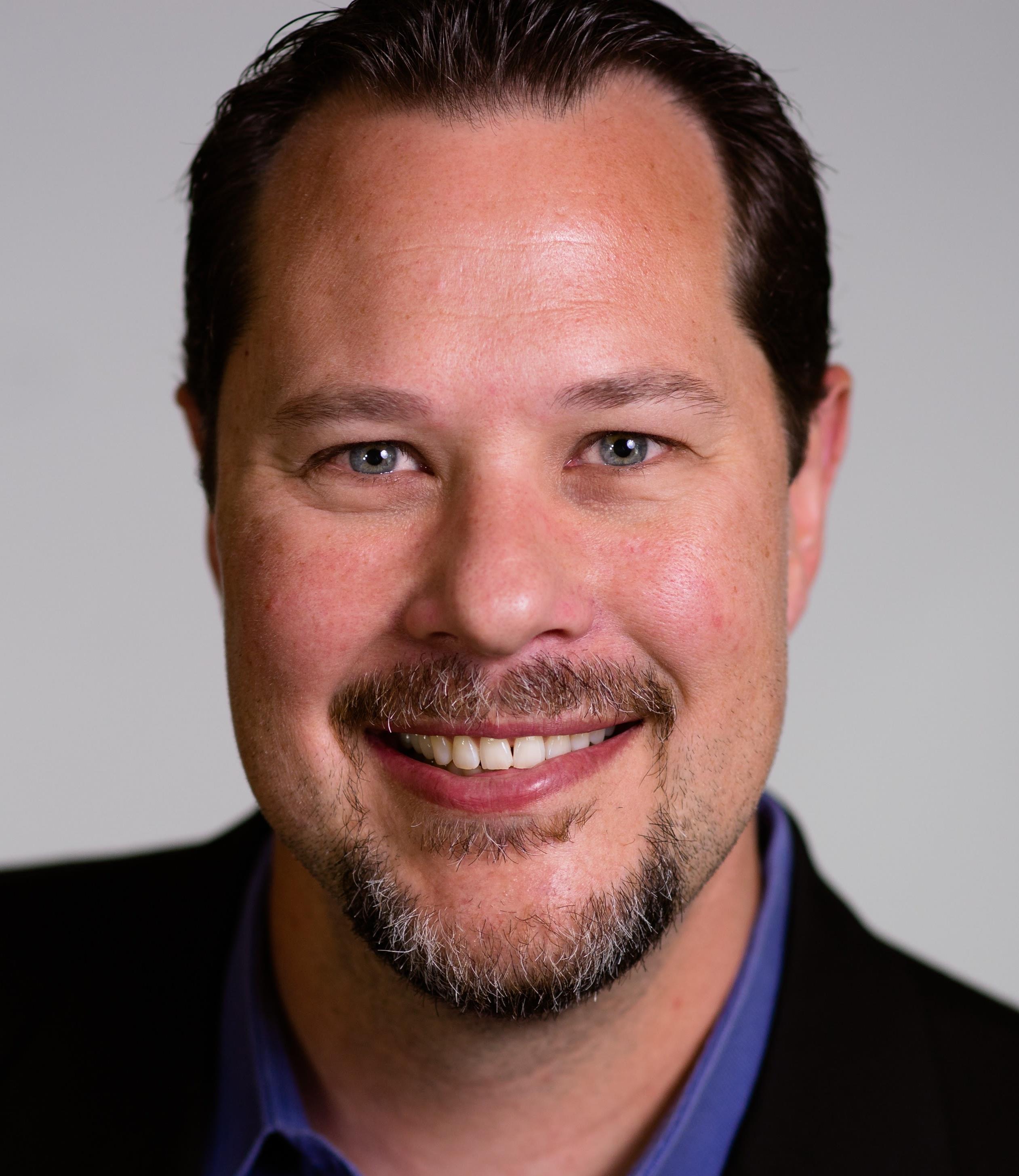 Real Estate Agent Reno Realty Group Leawood, KS