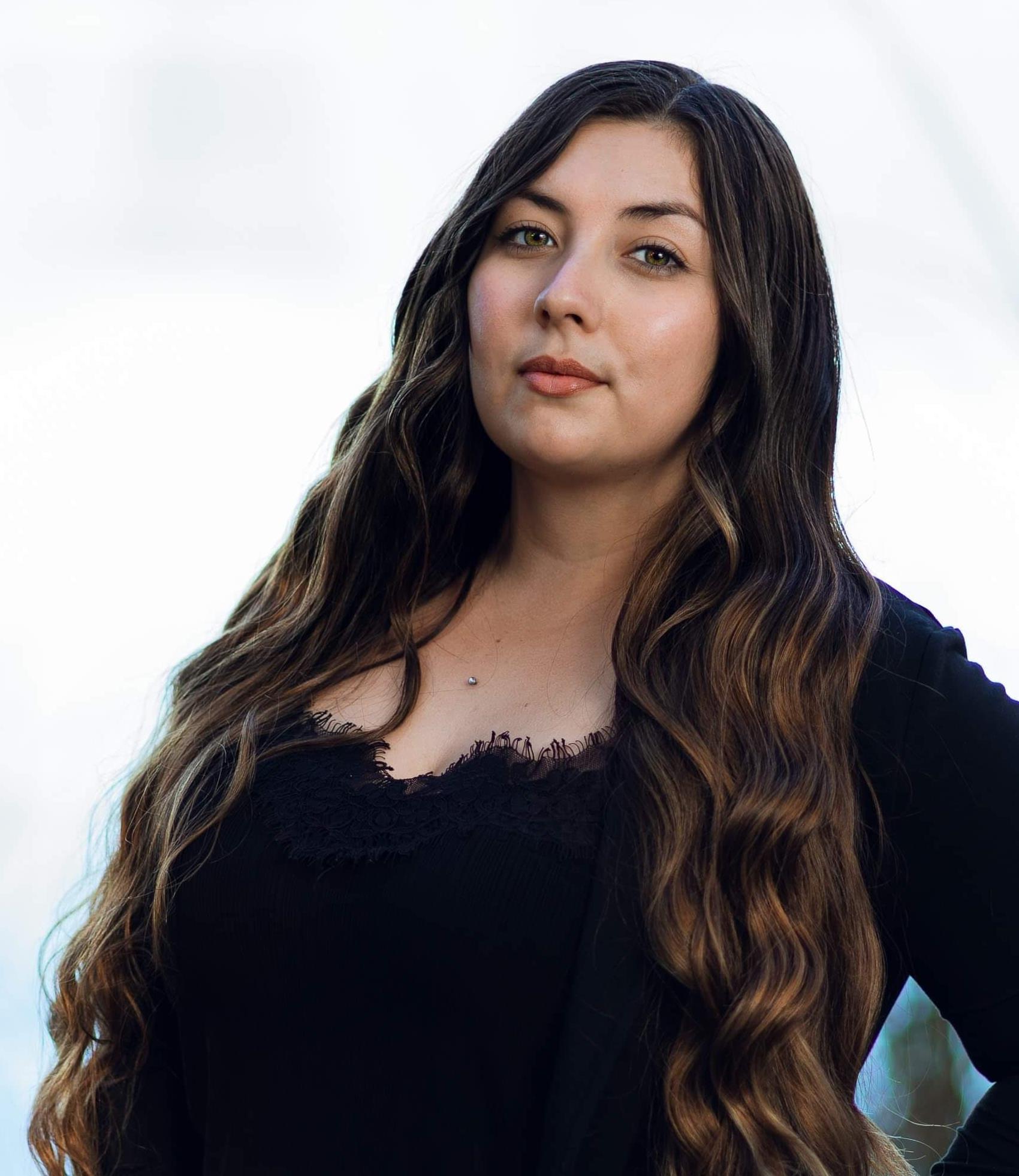 Real Estate Agent Amanda Gonzalez Upper Lake, CA