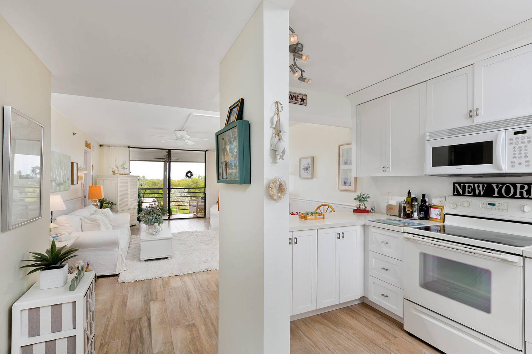 4640 Lucerne Lakes Blvd 502