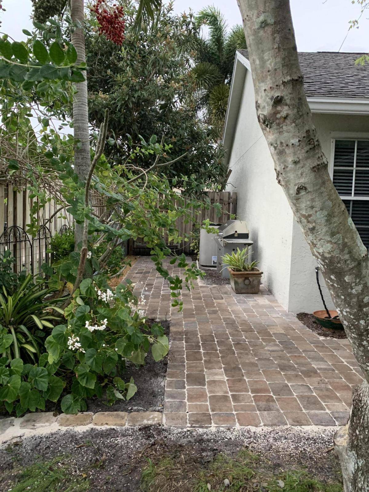 RENTED-13000 Blue Lake Dr.