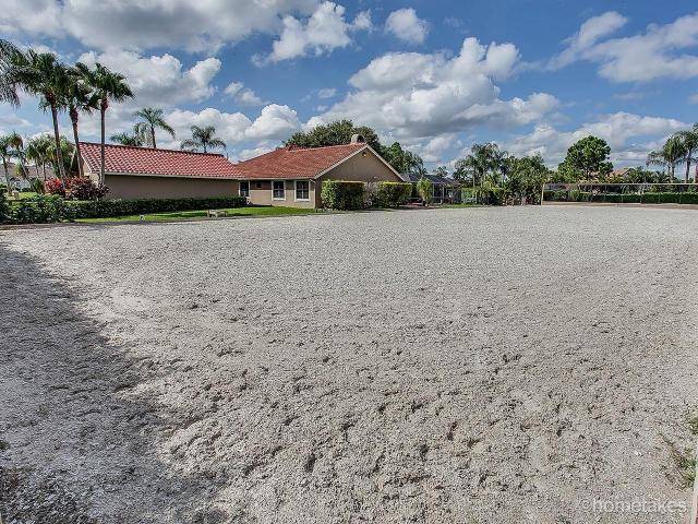 14322 Draft Horse Lane