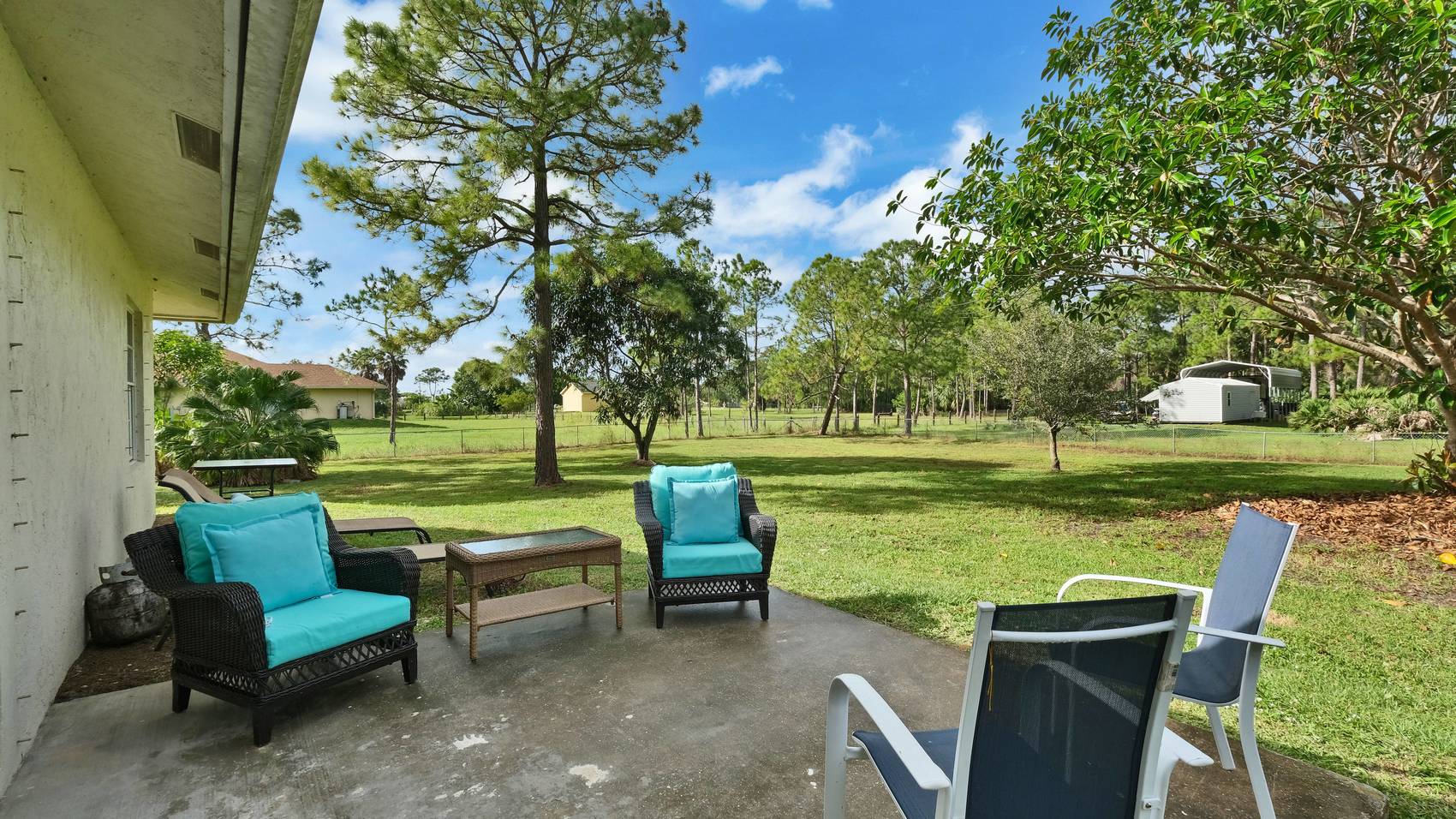 SOLD 17817 81st Lane N, Loxahatchee, FL 33470 - CONTINGENT