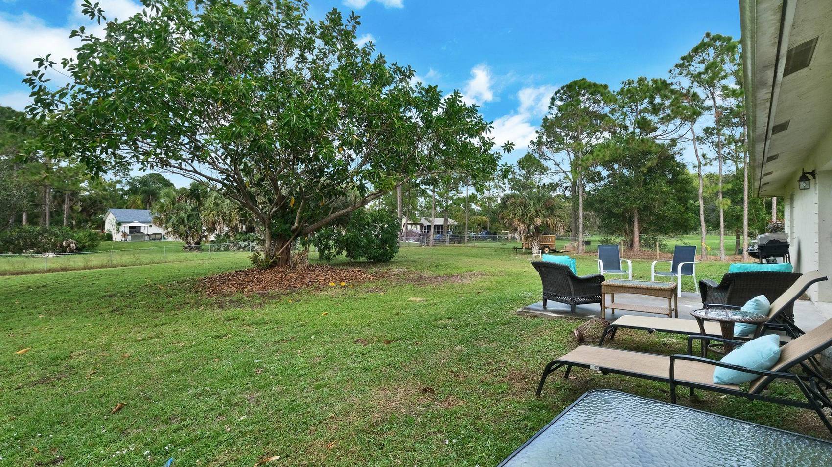 SOLD 17817 81st Lane N, Loxahatchee, FL 33470 - CONTINGENT