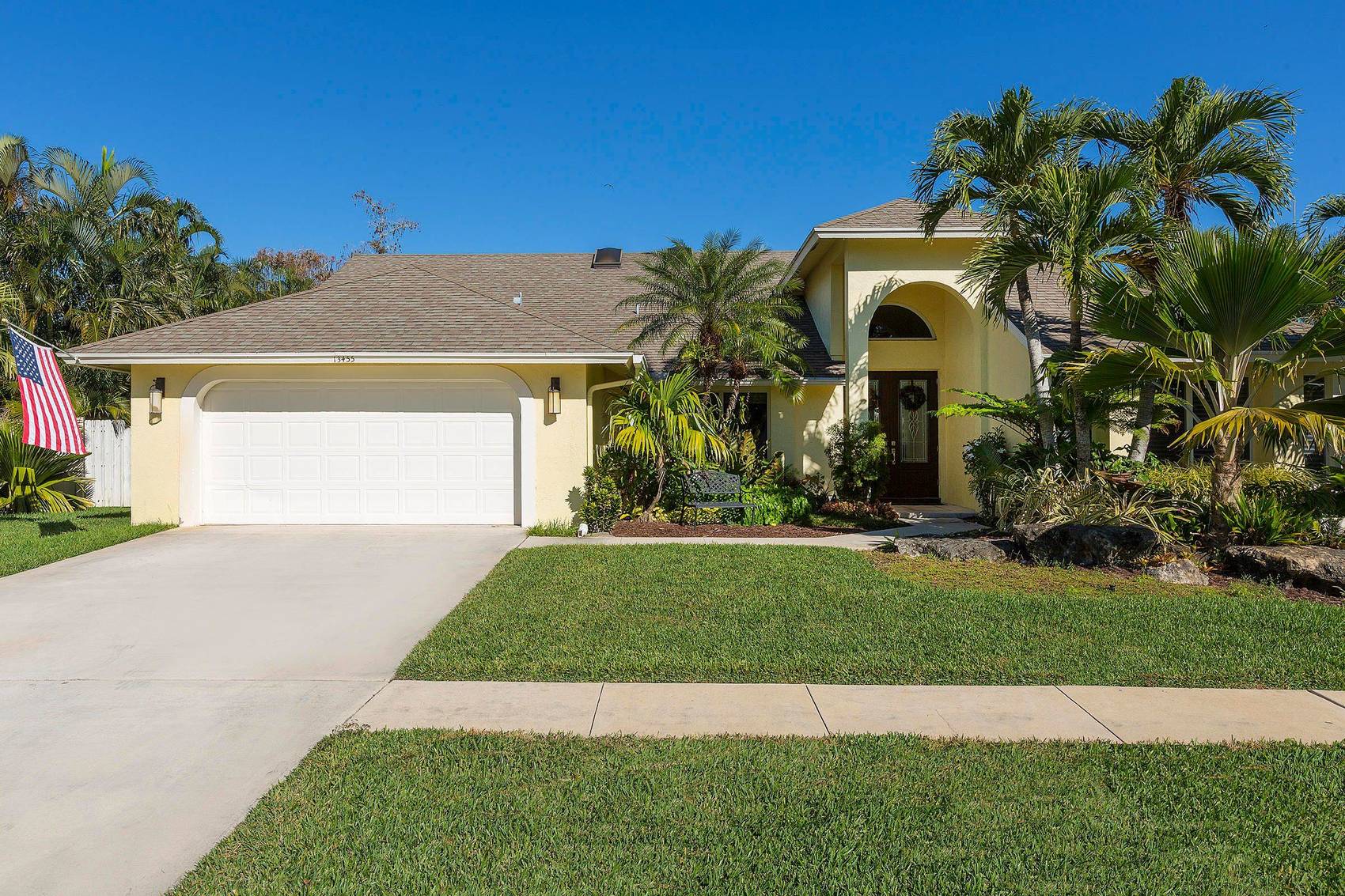 13455 Northumberland Circle, Wellington, FL 33414 