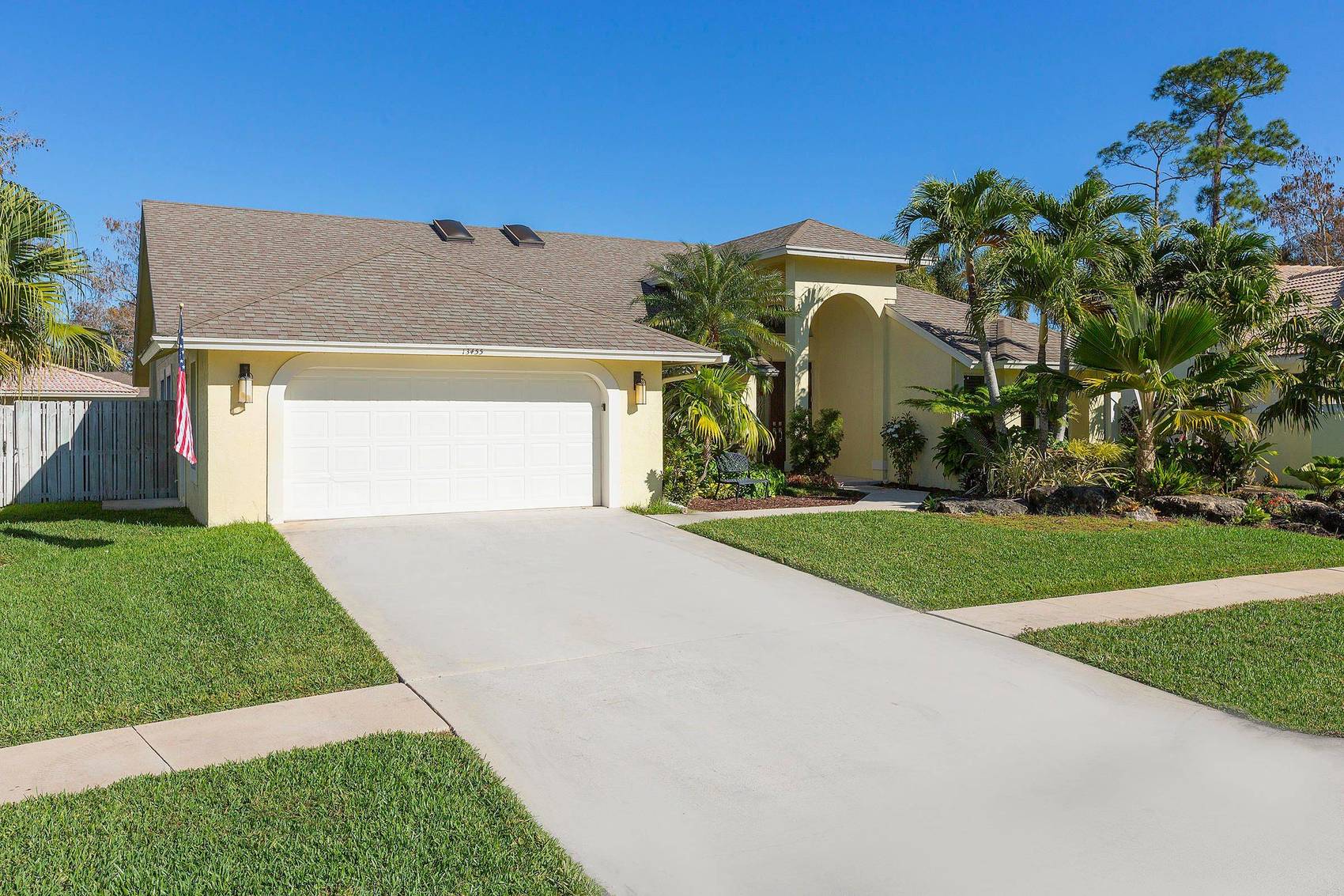 13455 Northumberland Circle, Wellington, FL 33414 