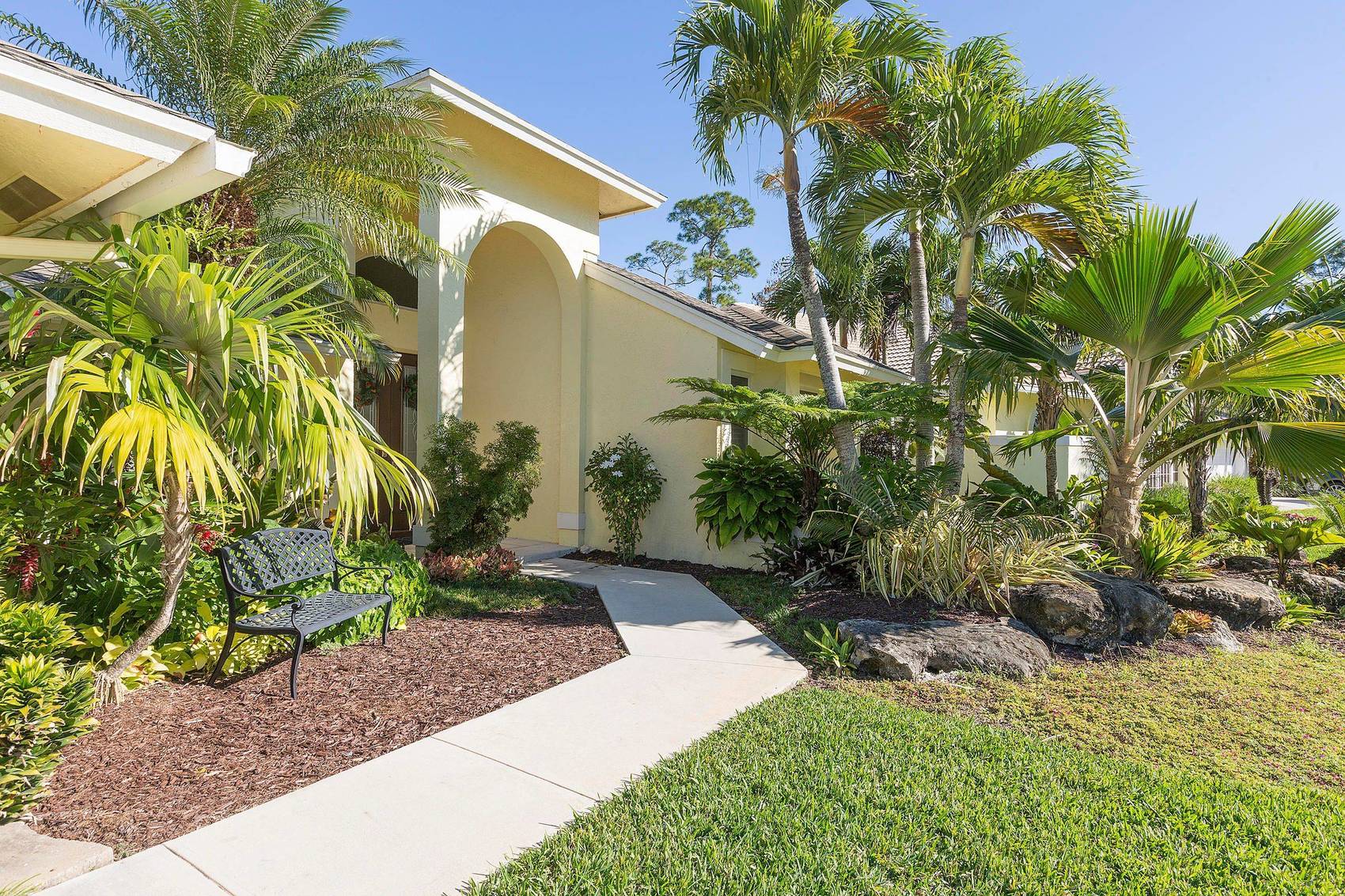 13455 Northumberland Circle, Wellington, FL 33414 