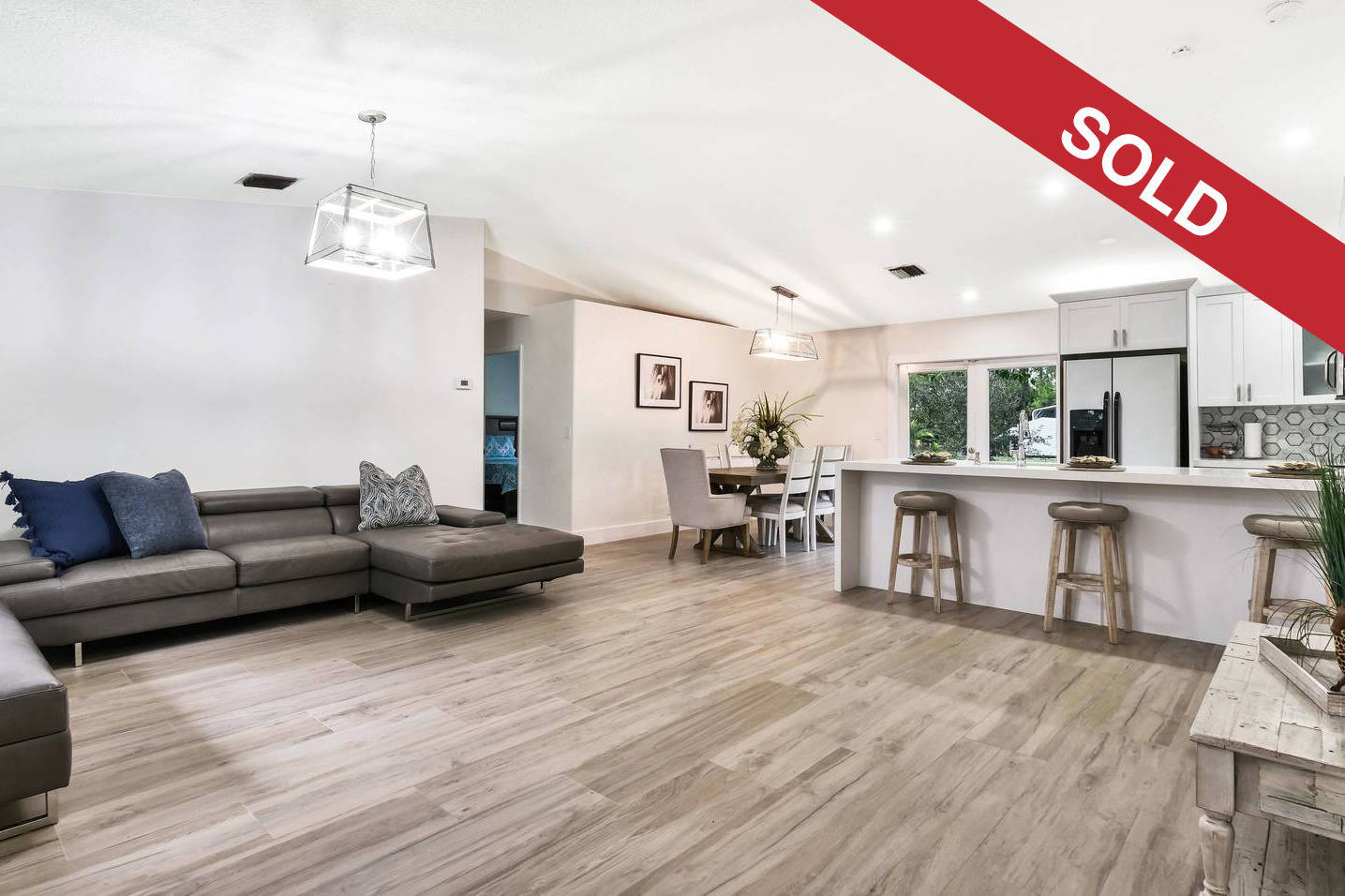 SOLD 17817 81st Lane N, Loxahatchee, FL 33470 - CONTINGENT