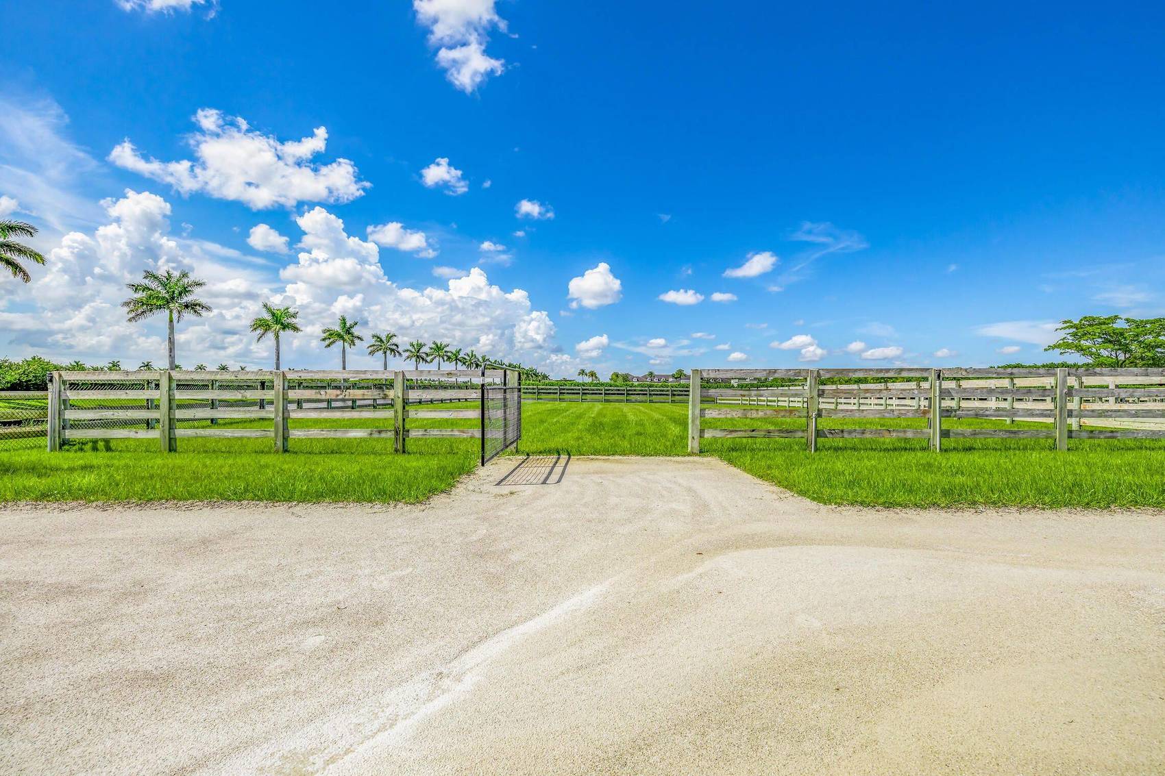 5181 Lasso Way, Wellington, FL 33449