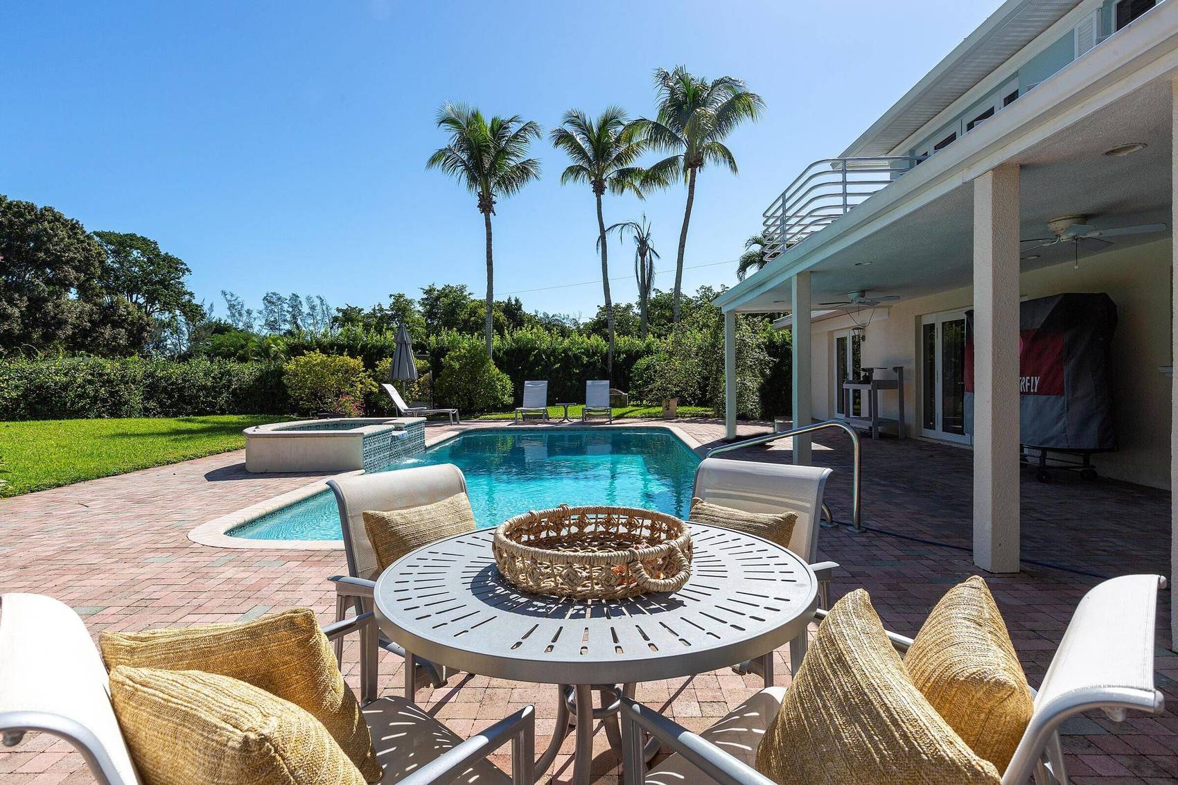 8231 Bridle Path, Boca Raton, FL 33496