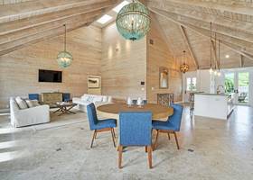 11860 Pebblewood Drive, Wellington, FL 33414