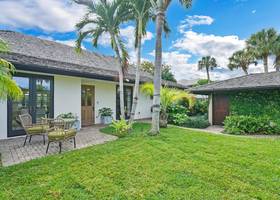 11860 Pebblewood Drive, Wellington, FL 33414