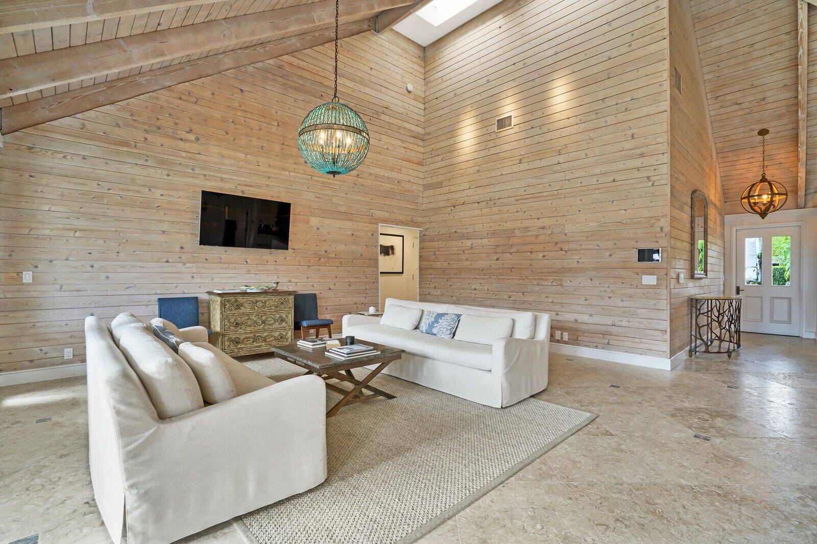 11860 Pebblewood Drive, Wellington, FL 33414