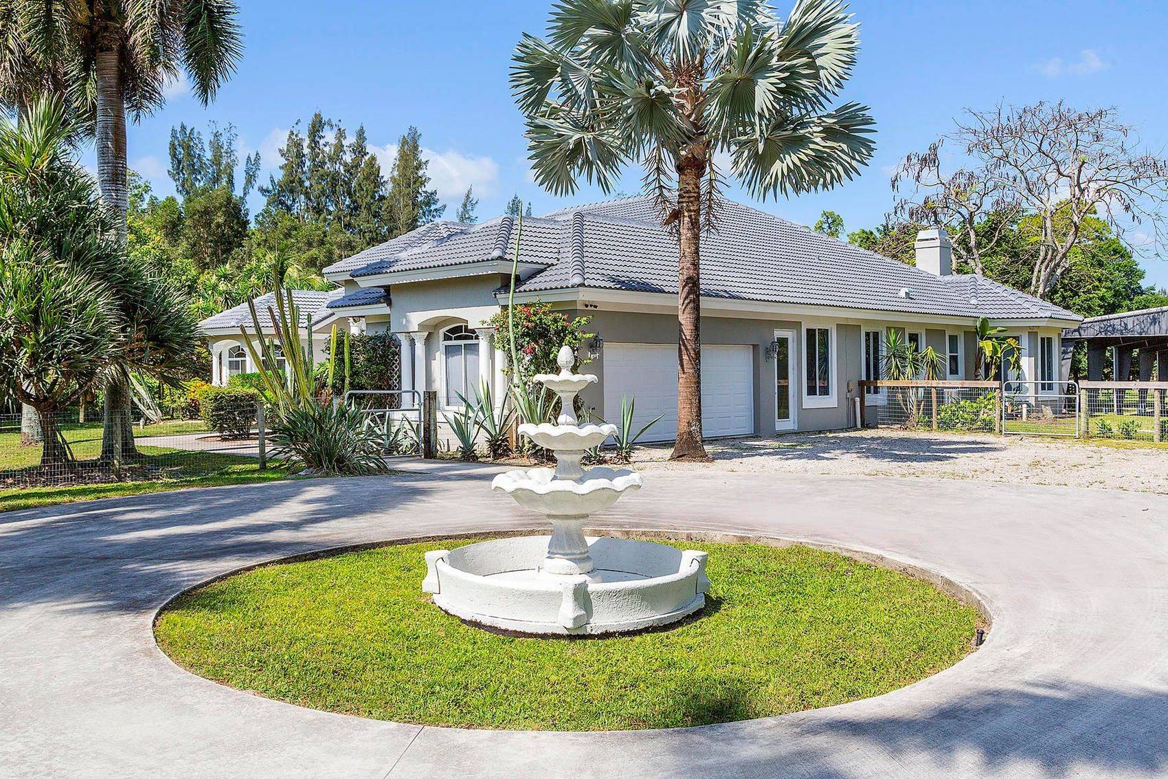 1739 B Road, Loxahatchee, FL 33470