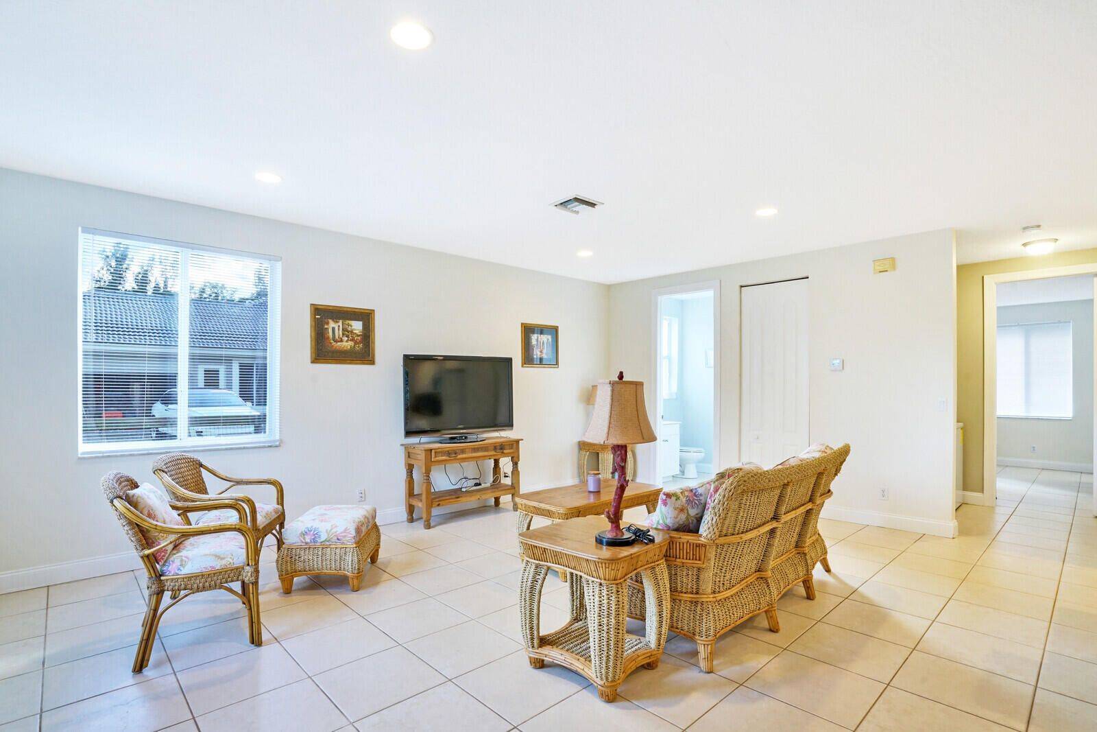 1739 B Road, Loxahatchee, FL 33470