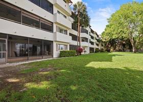 12524 Shoreline Dr 303