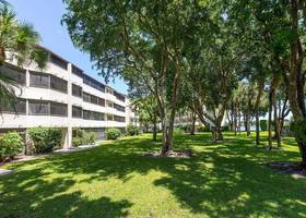 12524 Shoreline Dr 303