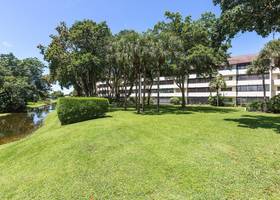 12524 Shoreline Dr 303