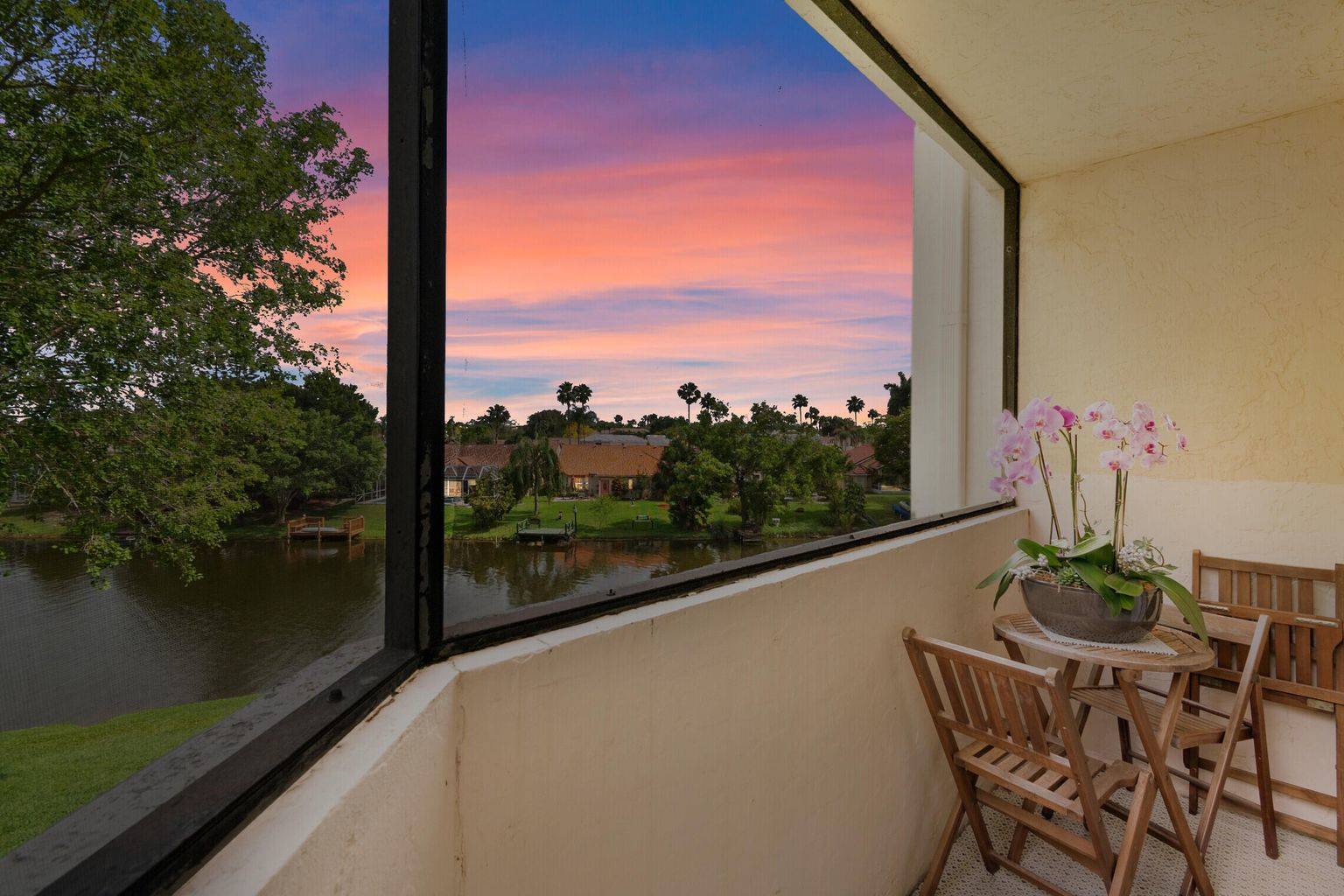 12524 Shoreline Dr 303