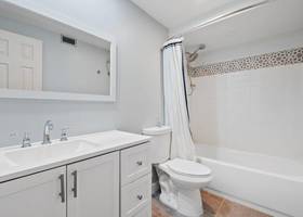 12524 Shoreline Dr 303