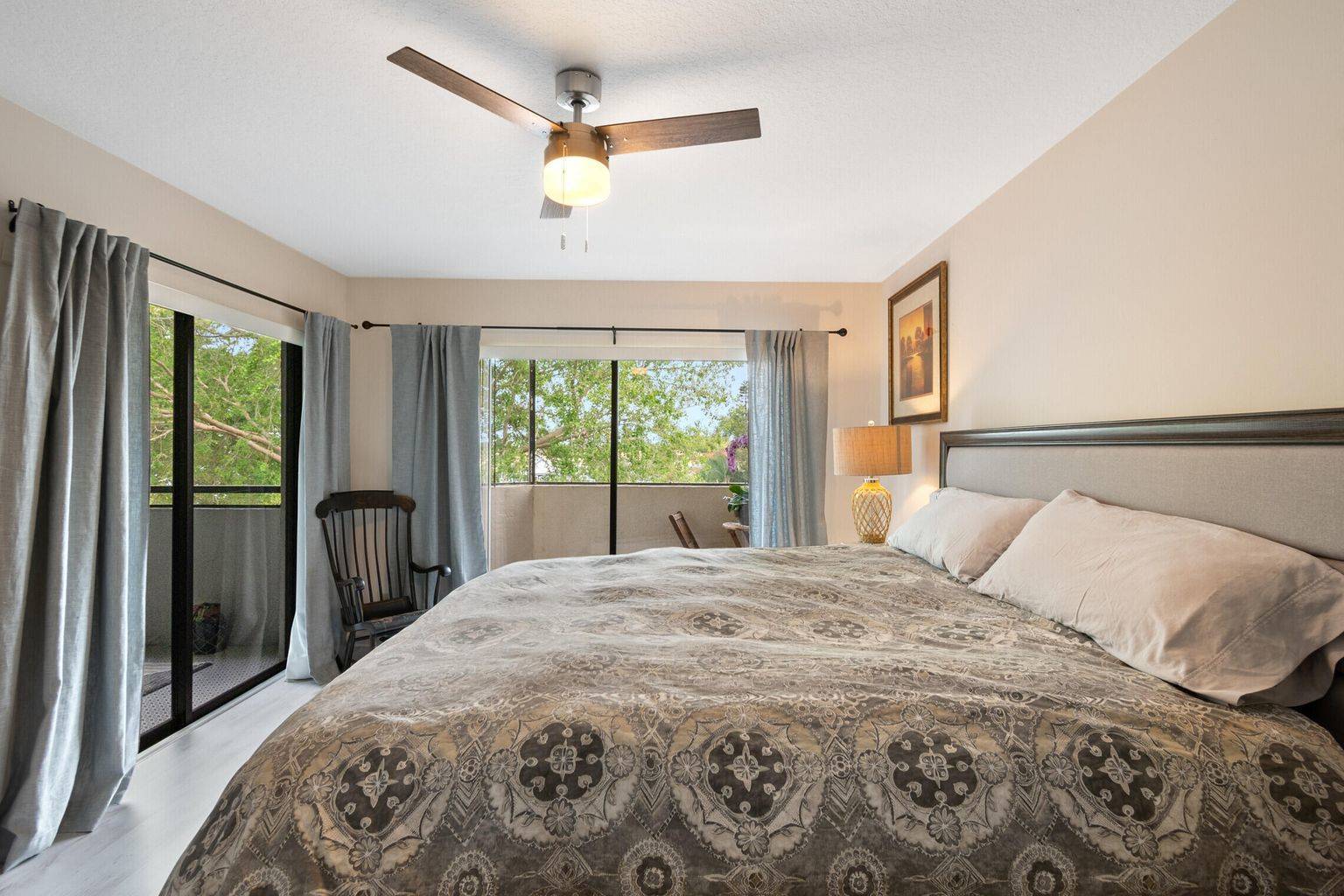 12524 Shoreline Dr 303