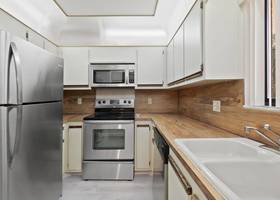 12524 Shoreline Dr 303