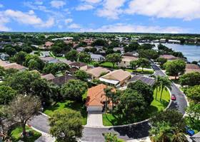 12138 Sunset Point Circle, Wellington, FL 33414