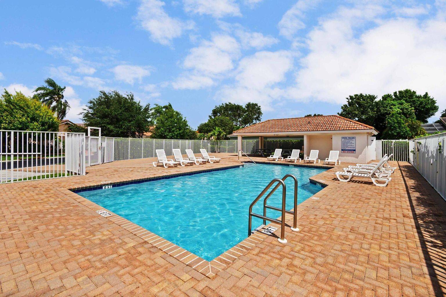 12138 Sunset Point Circle, Wellington, FL 33414