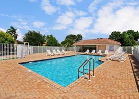 12138 Sunset Point Circle, Wellington, FL 33414