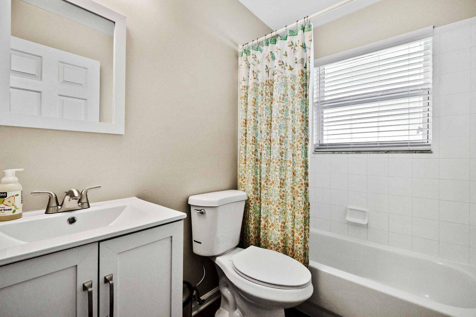 12138 Sunset Point Circle, Wellington, FL 33414