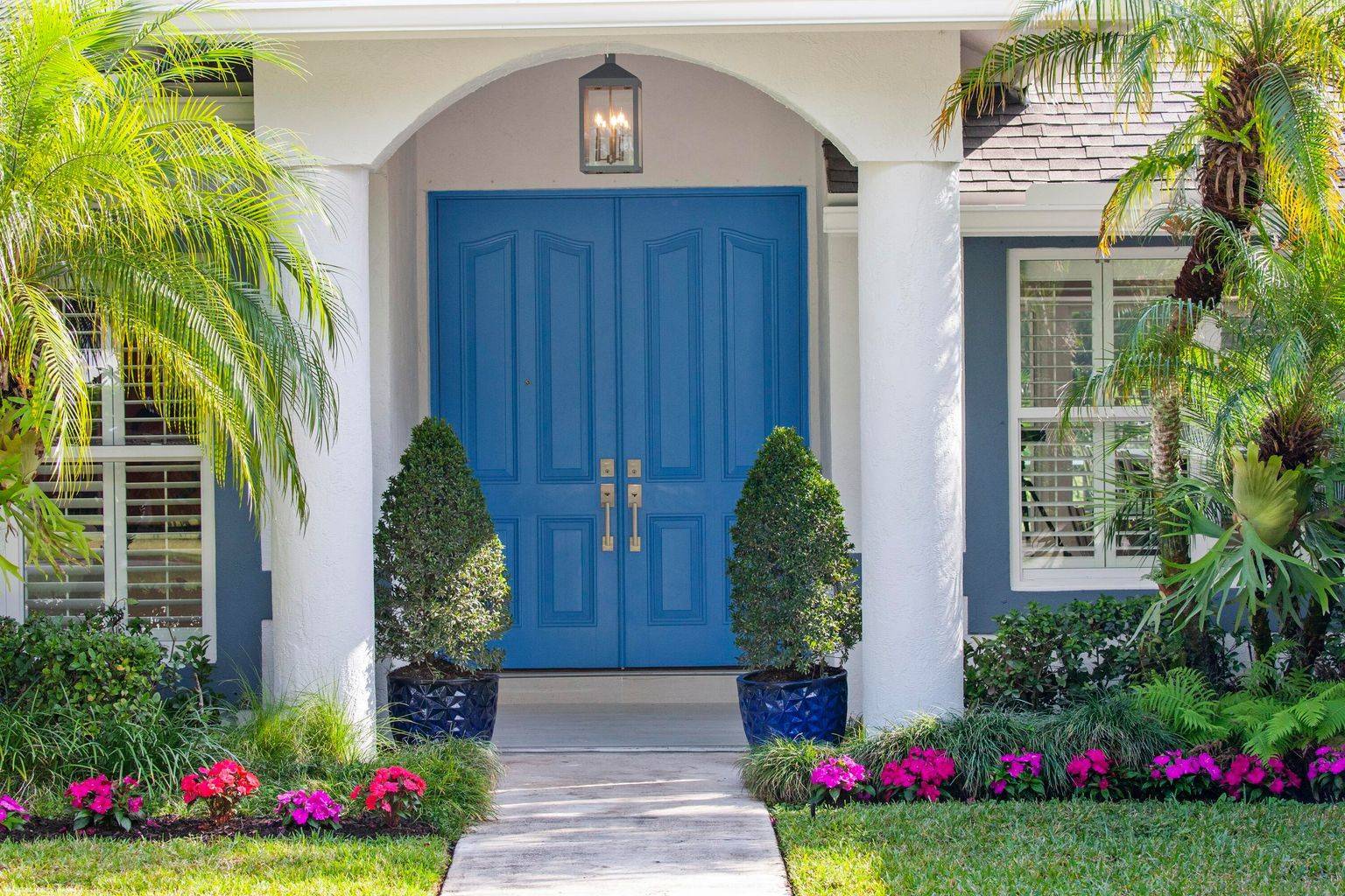 SOLD-1381 Clydesdale Ave