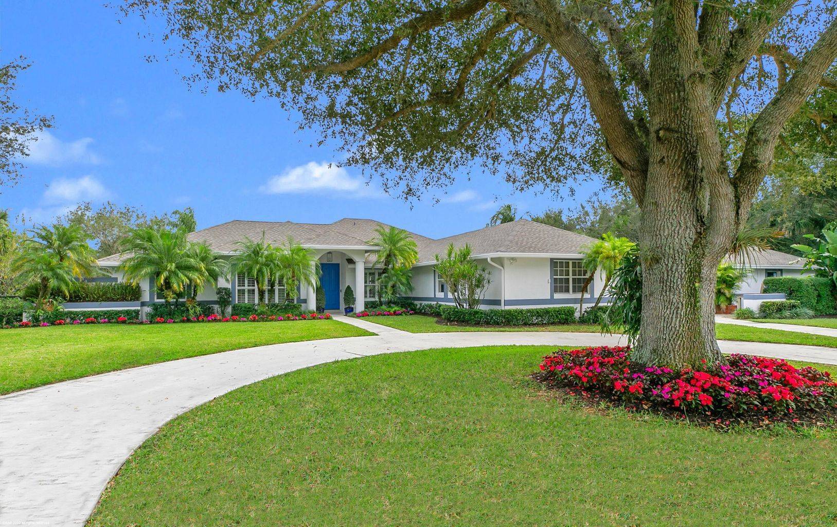 SOLD-1381 Clydesdale Ave