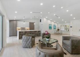 SOLD-1381 Clydesdale Ave