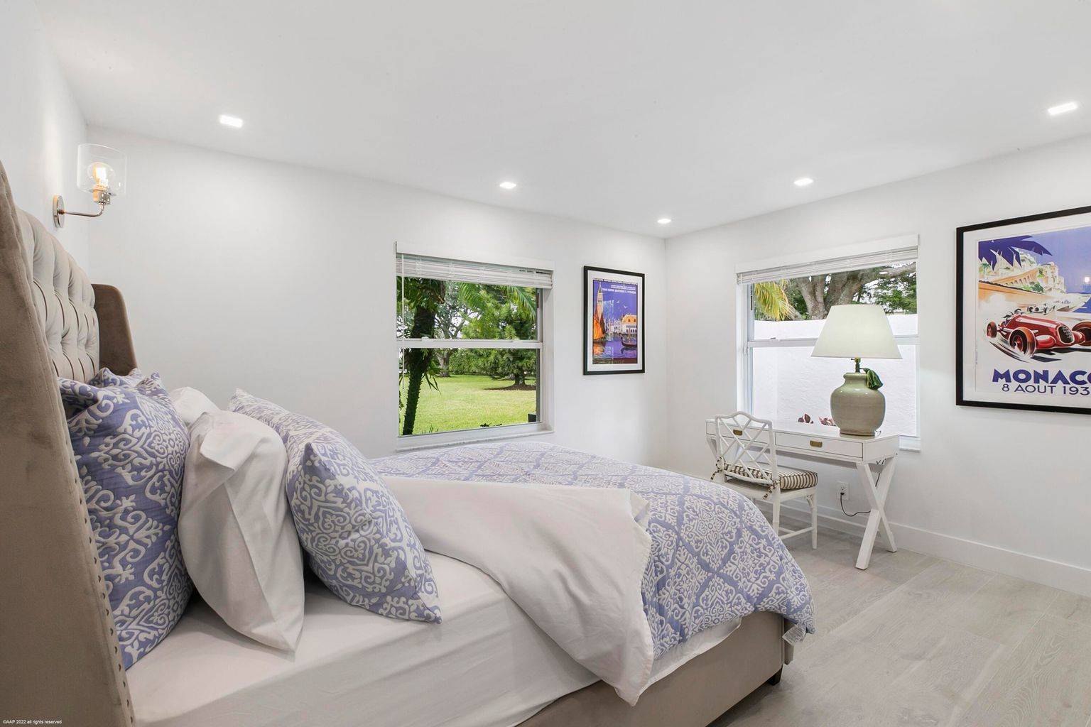 SOLD-1381 Clydesdale Ave